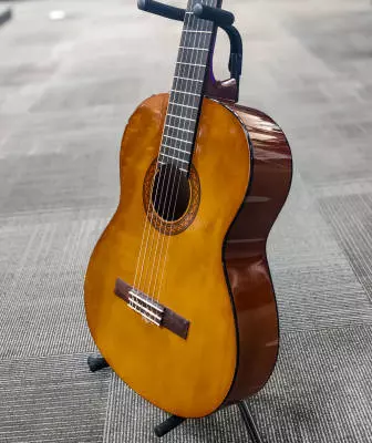 Yamaha - C40 - Classical Guitar